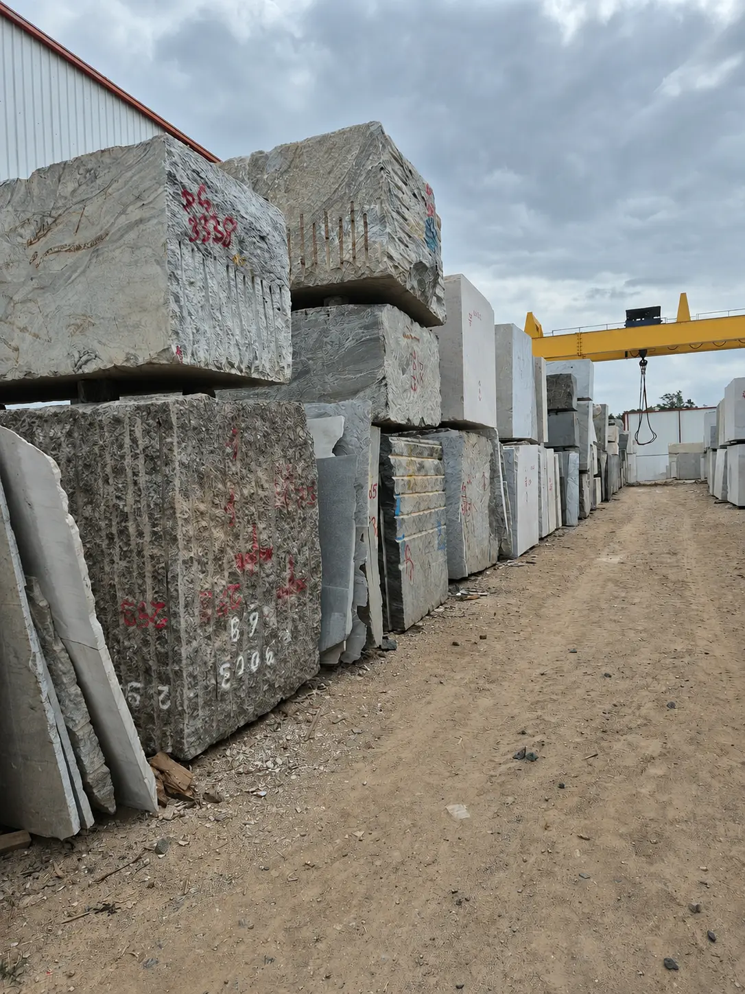 Quarry-sourced granite block